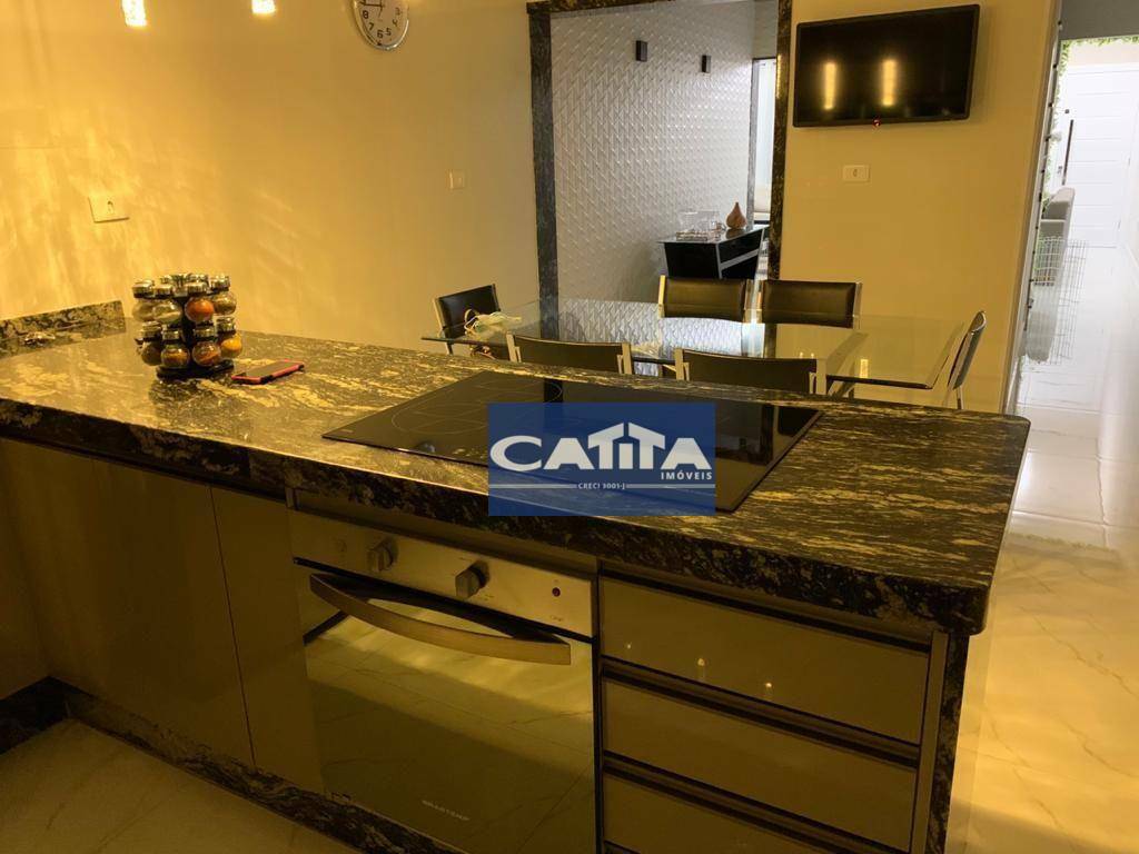 Sobrado à venda com 3 quartos, 173m² - Foto 1