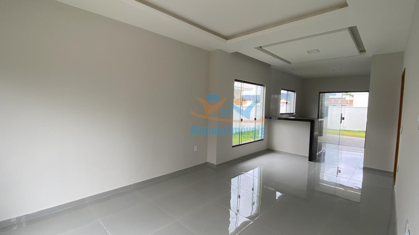 Casa à venda com 3 quartos, 240m² - Foto 4