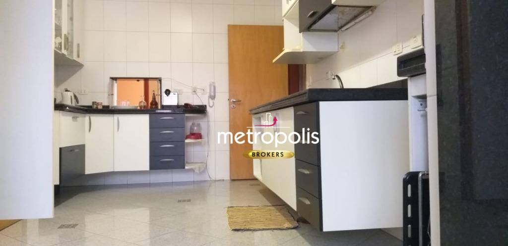 Apartamento à venda com 3 quartos, 168m² - Foto 7