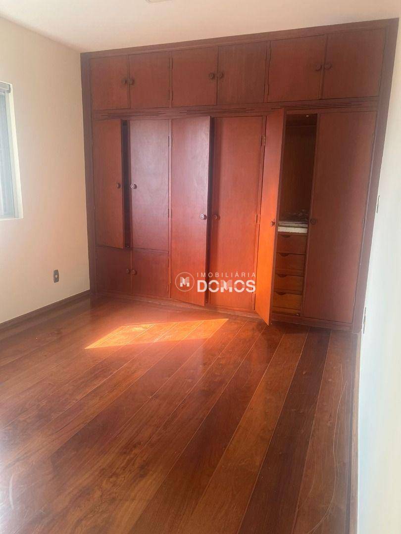 Apartamento à venda com 3 quartos, 170m² - Foto 13