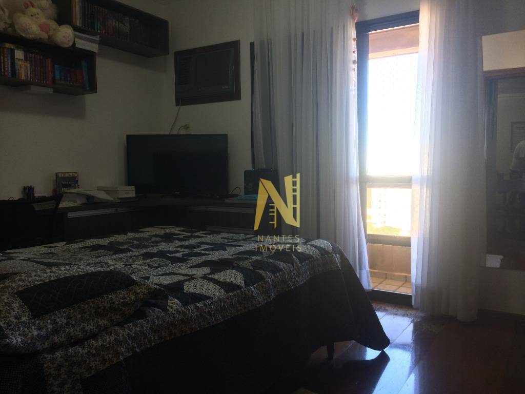 Apartamento à venda com 4 quartos, 250m² - Foto 39