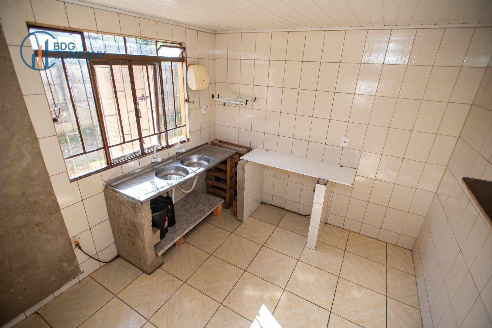 Casa à venda com 3 quartos, 194m² - Foto 9