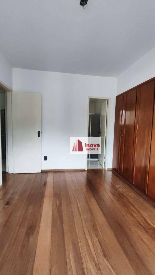 Apartamento para alugar com 3 quartos, 122m² - Foto 30