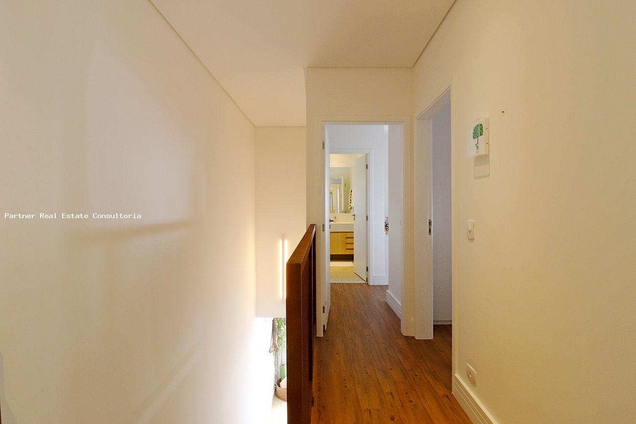 Casa à venda com 4 quartos, 250m² - Foto 19