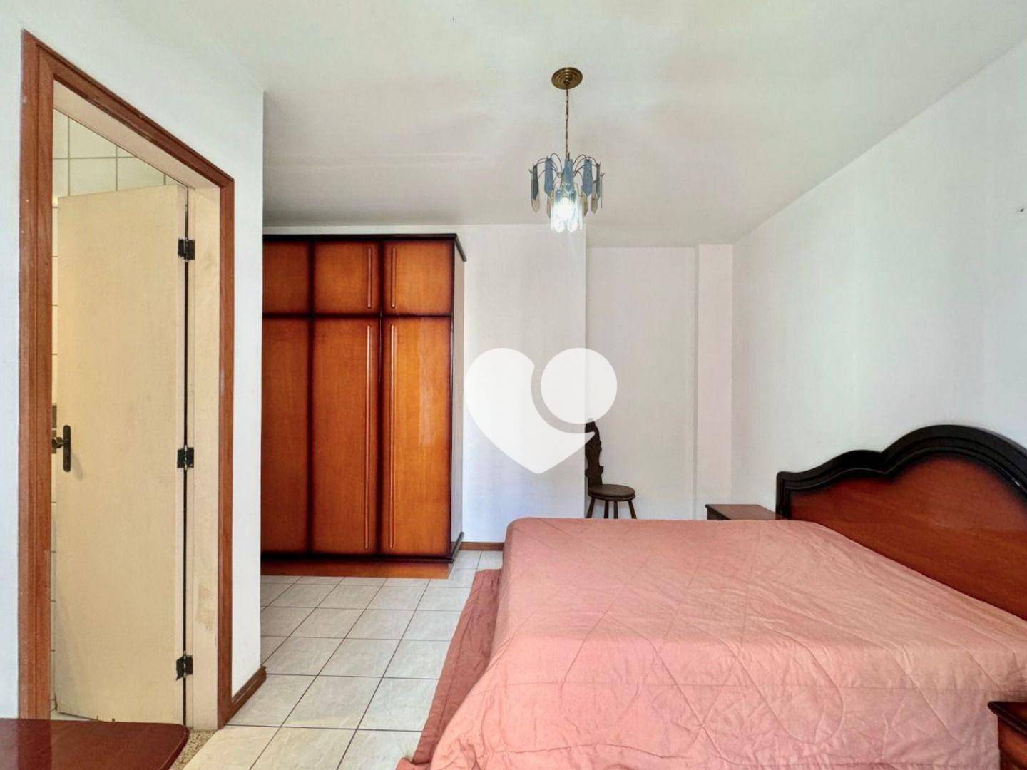 Apartamento à venda com 3 quartos, 129m² - Foto 12