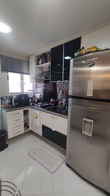 Apartamento à venda com 2 quartos, 48m² - Foto 11