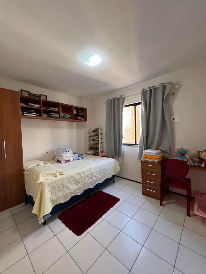 Apartamento à venda com 2 quartos, 70m² - Foto 15