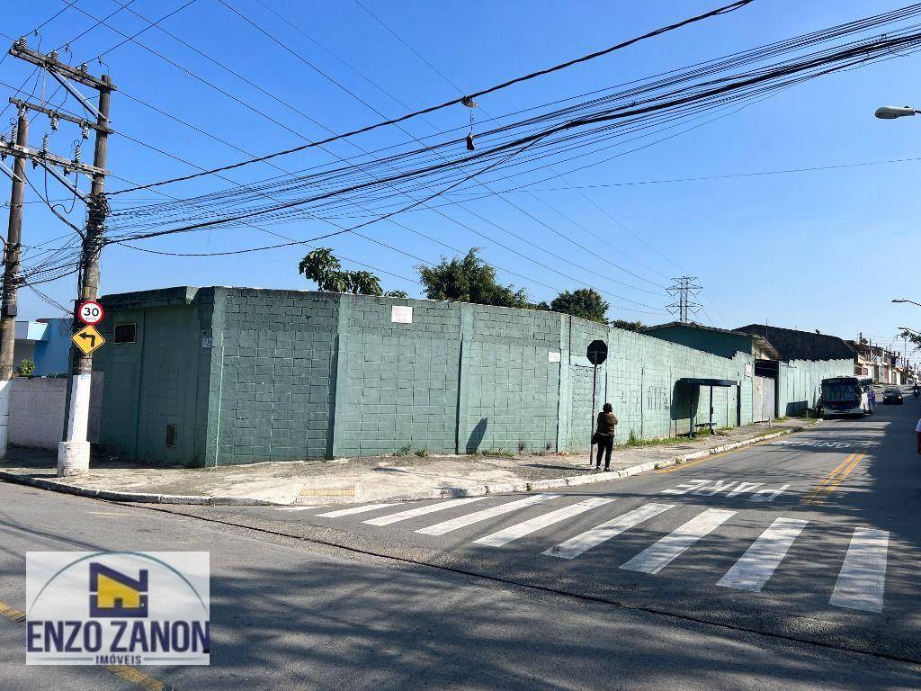 Depósito-Galpão-Armazém à venda e aluguel, 949m² - Foto 23