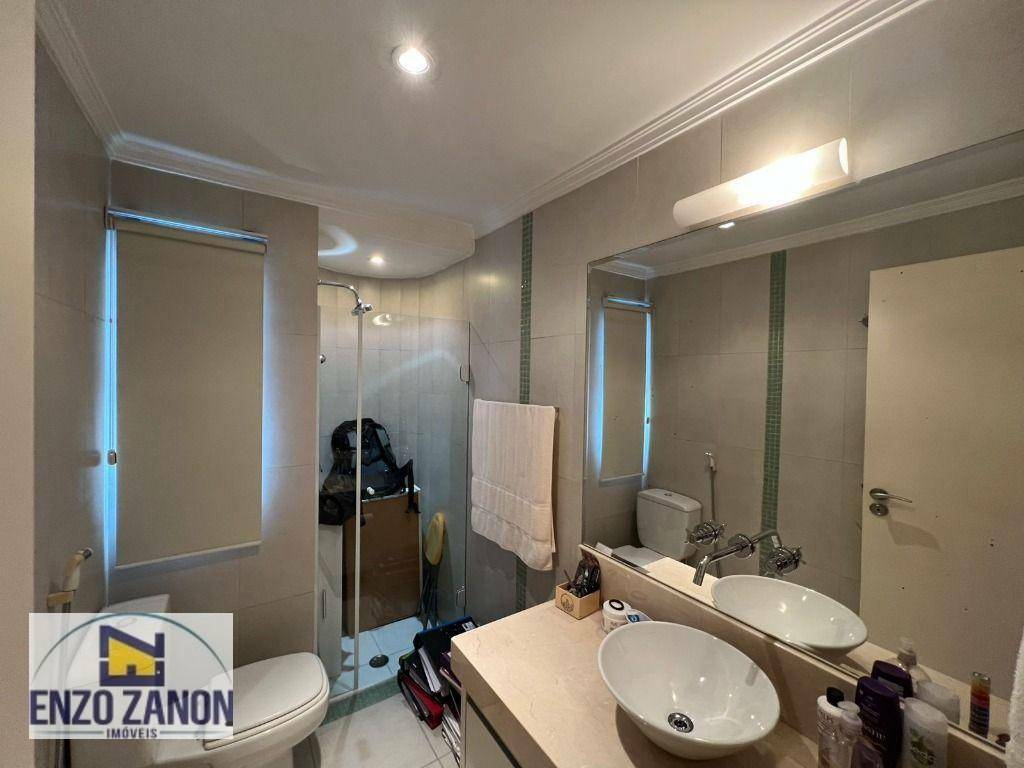 Apartamento à venda com 4 quartos, 208m² - Foto 19