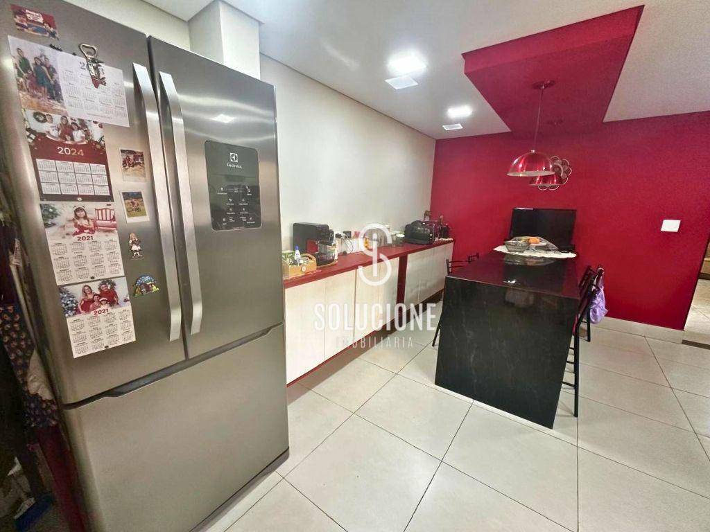 Casa à venda com 3 quartos, 145m² - Foto 13