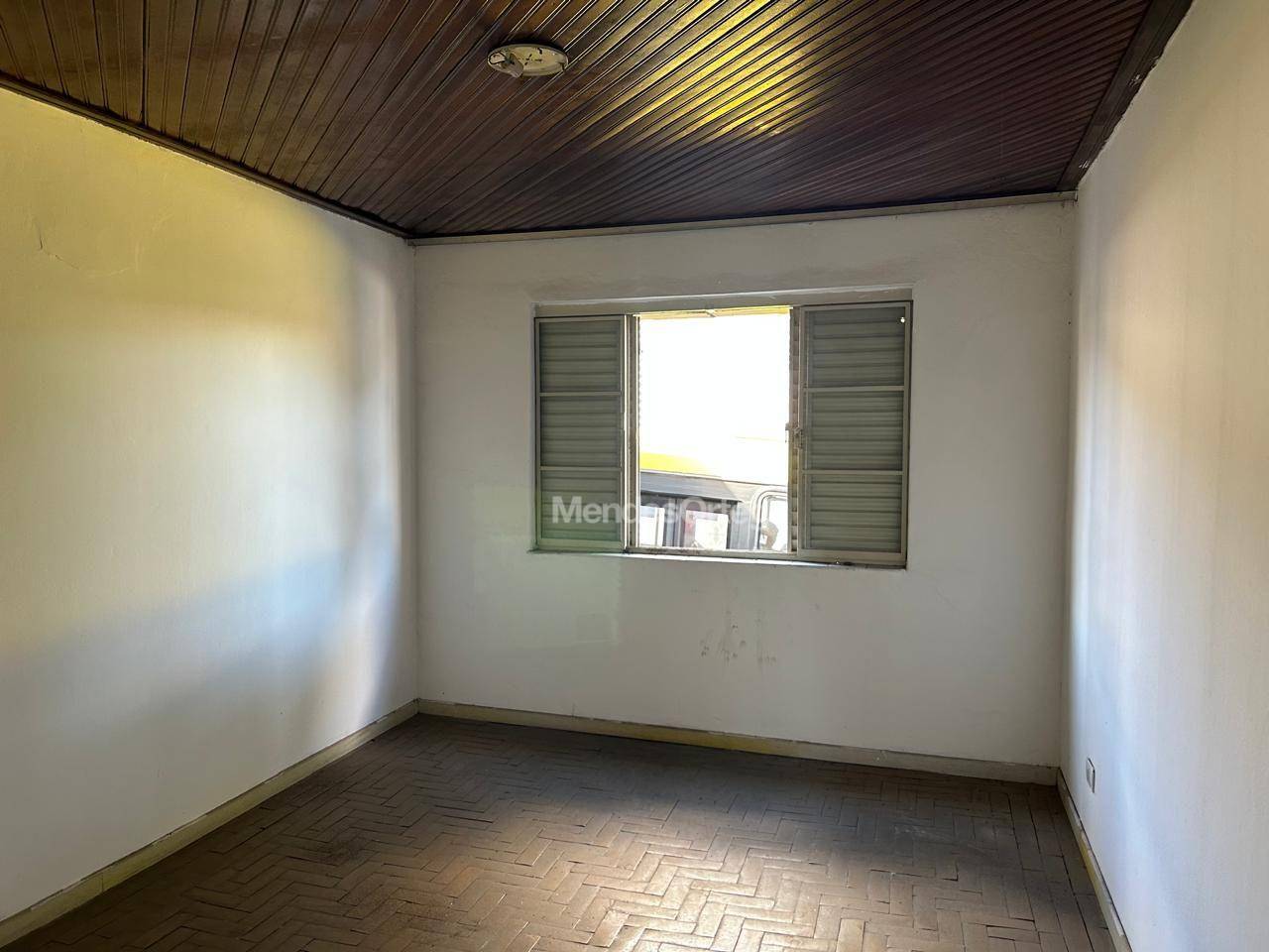 Casa à venda com 2 quartos, 90m² - Foto 8