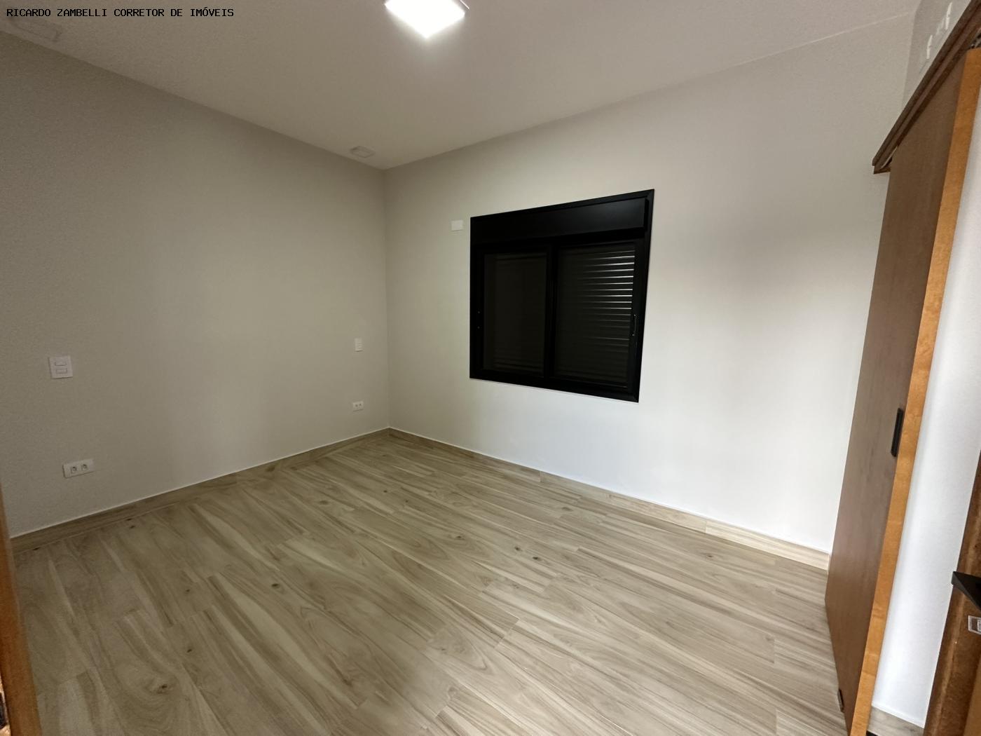 Casa de Condomínio à venda com 3 quartos, 360m² - Foto 18