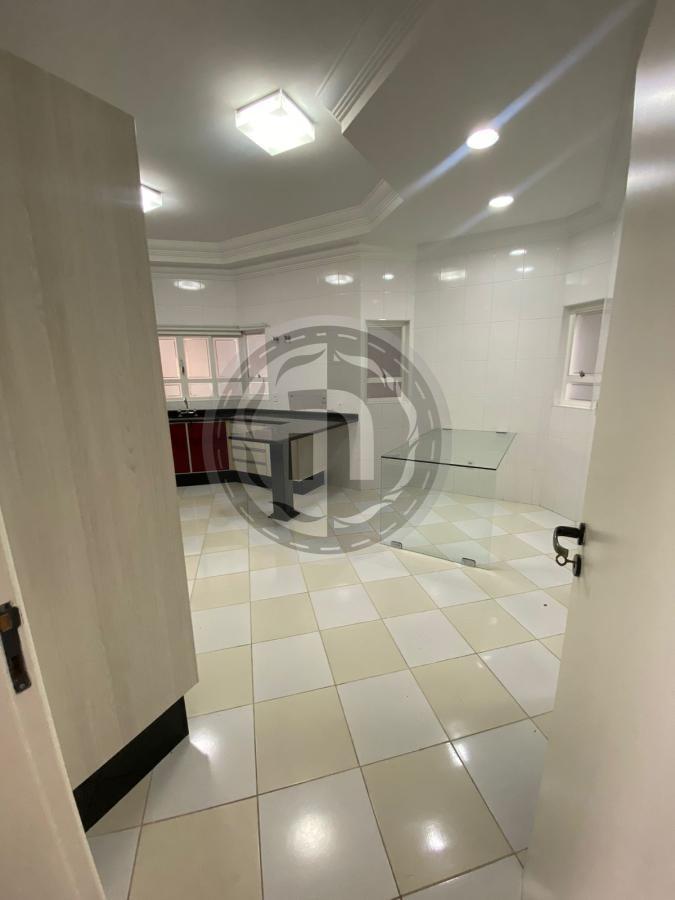 Casa de Condomínio à venda com 4 quartos, 310m² - Foto 9