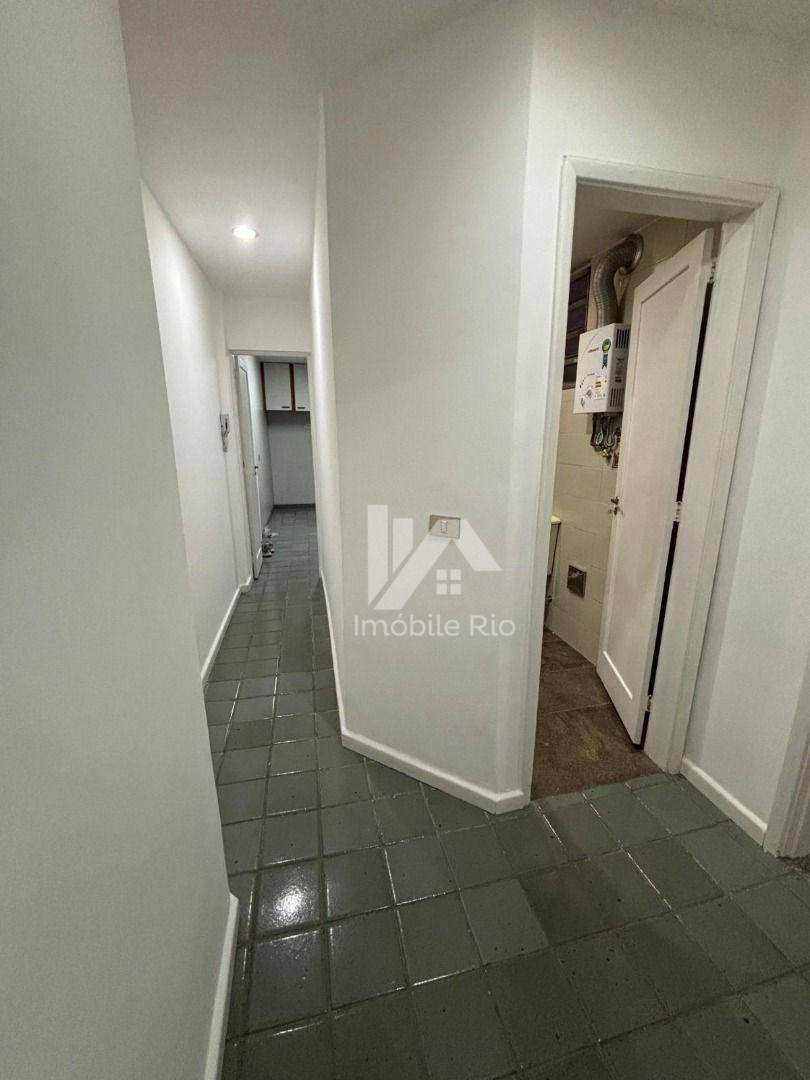 Apartamento à venda com 2 quartos, 65m² - Foto 8
