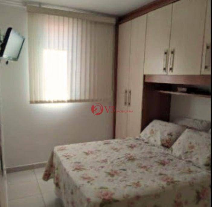 Apartamento à venda com 2 quartos, 45m² - Foto 3