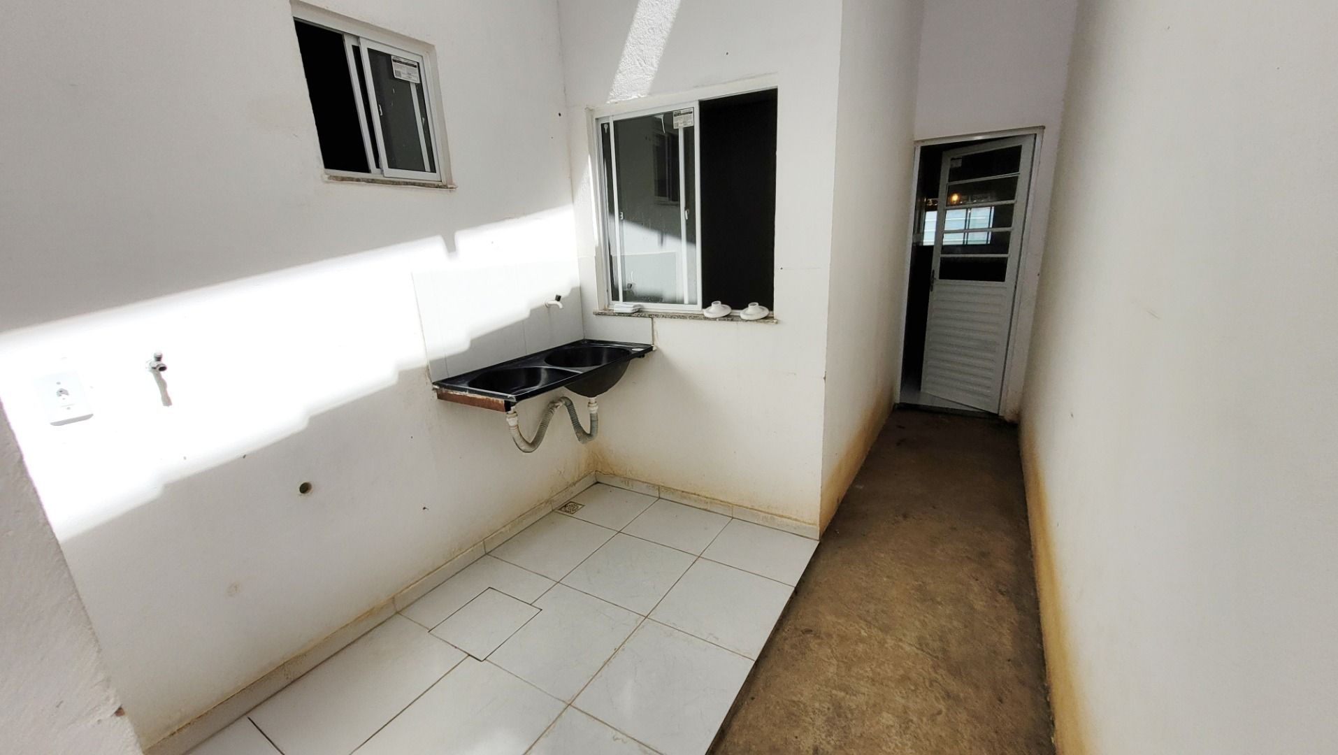 Casa para alugar com 3 quartos, 150M2 - Foto 11