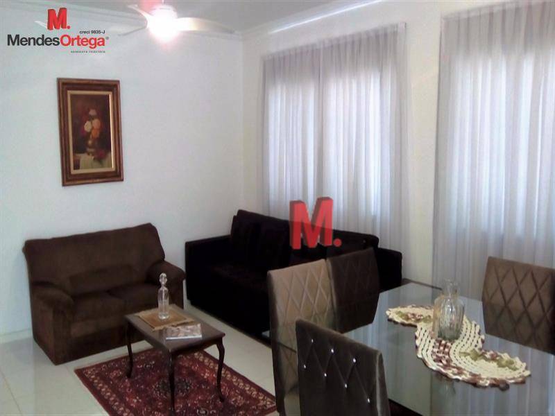 Casa à venda com 3 quartos, 180m² - Foto 1