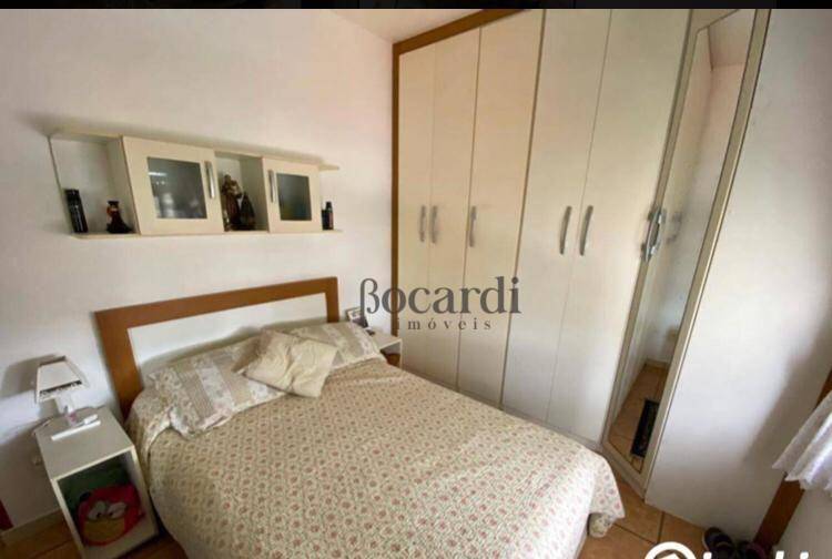 Apartamento à venda com 3 quartos, 115m² - Foto 9