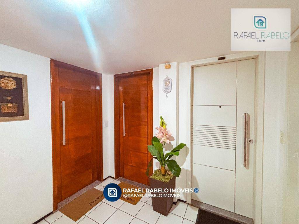 Apartamento à venda com 3 quartos, 112m² - Foto 2