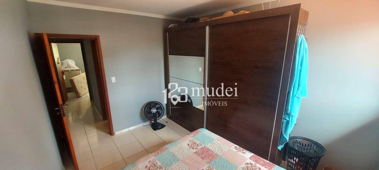 Casa à venda com 2 quartos, 80m² - Foto 6