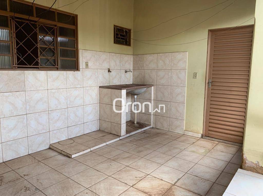 Casa à venda com 2 quartos, 163m² - Foto 5