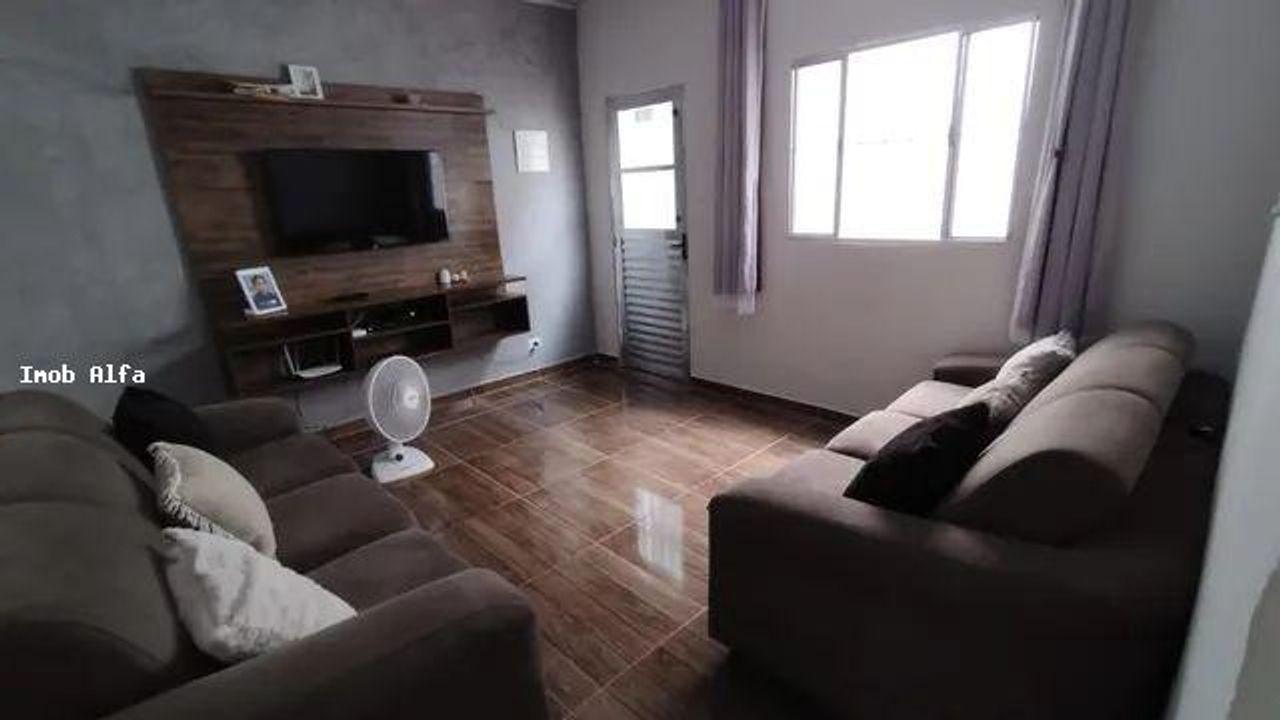 Casa à venda com 2 quartos, 50m² - Foto 1