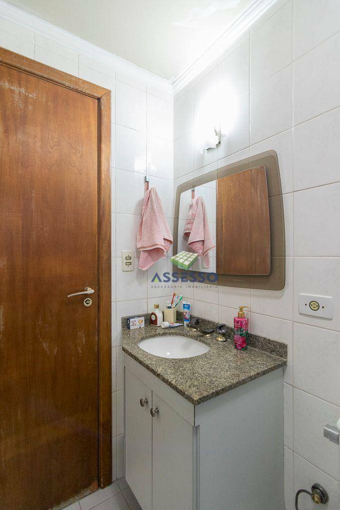 Apartamento à venda com 3 quartos, 149m² - Foto 35