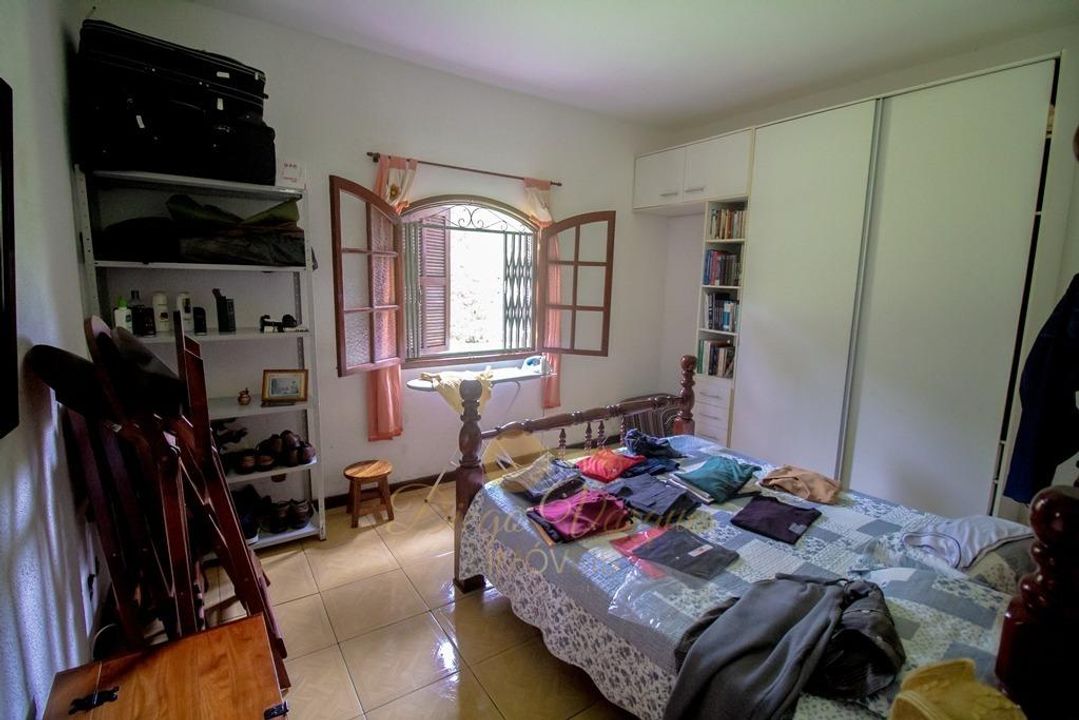 Casa à venda com 2 quartos, 200m² - Foto 11