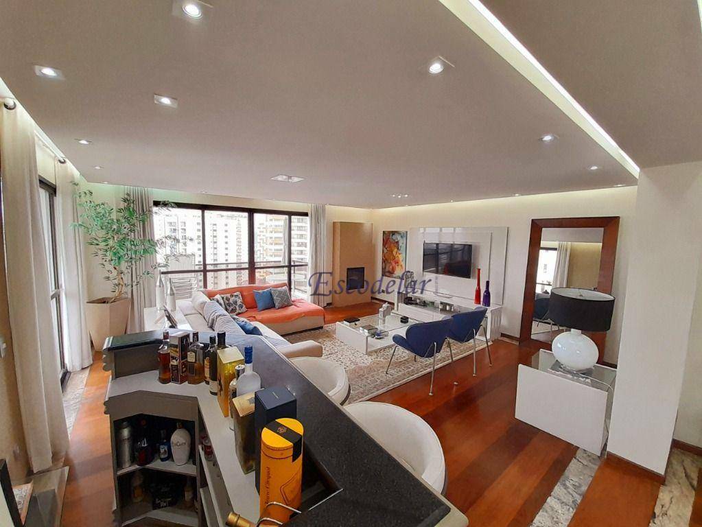 Apartamento à venda com 4 quartos, 240m² - Foto 9