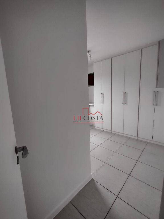 Apartamento à venda com 3 quartos, 70m² - Foto 18