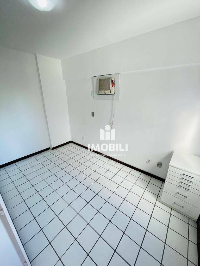 Apartamento à venda com 2 quartos, 68m² - Foto 5