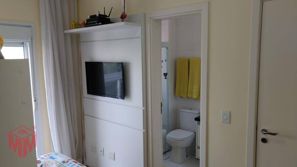 Apartamento à venda com 3 quartos, 149m² - Foto 9