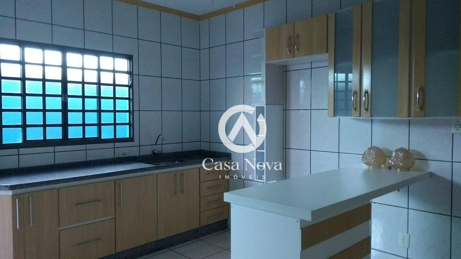 Casa à venda com 3 quartos, 150m² - Foto 4