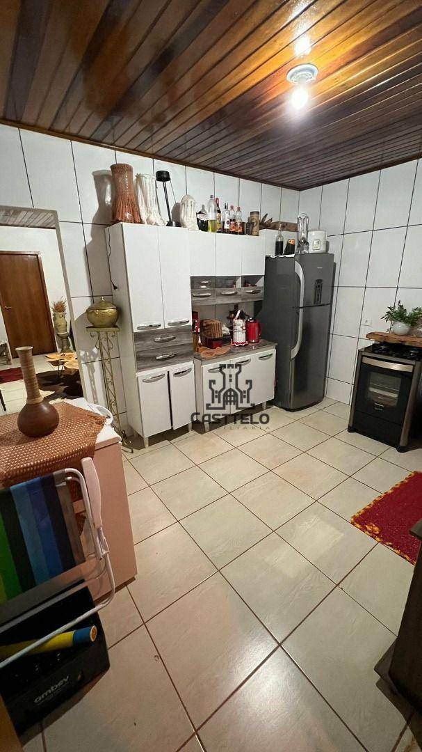 Chácara à venda com 3 quartos, 220m² - Foto 9