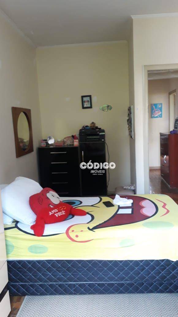 Sobrado à venda com 3 quartos, 200m² - Foto 14