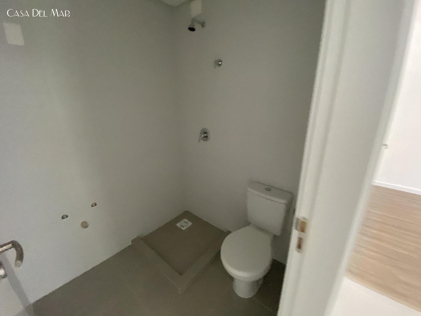 Apartamento à venda com 2 quartos, 70m² - Foto 18