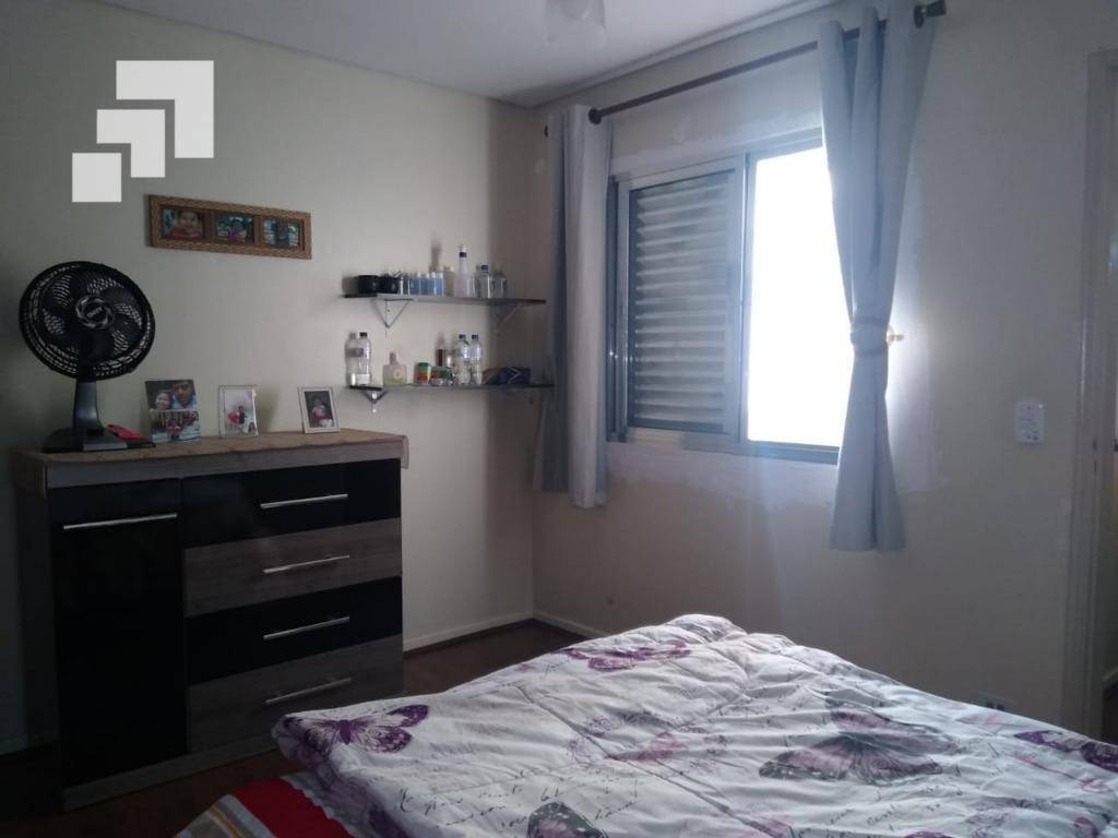 Sobrado à venda com 3 quartos, 180m² - Foto 4