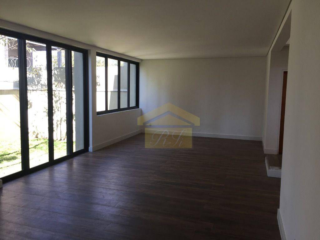 Casa à venda com 4 quartos, 420m² - Foto 3