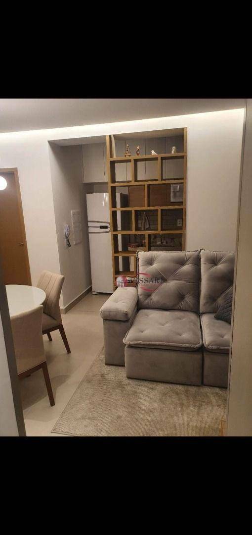 Apartamento à venda com 2 quartos, 65m² - Foto 10