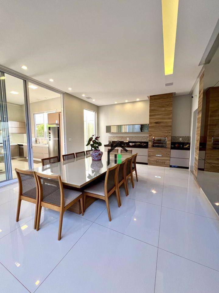 Casa à venda com 4 quartos, 370m² - Foto 34