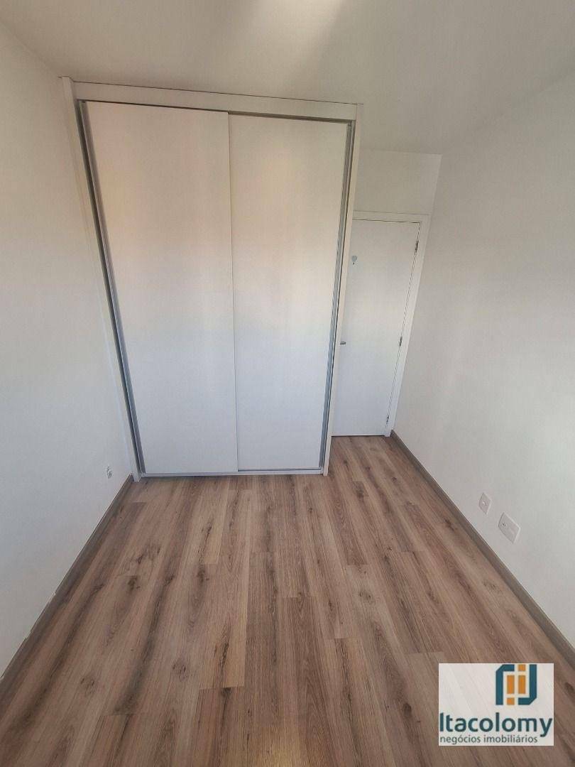 Apartamento para alugar com 2 quartos, 62m² - Foto 5