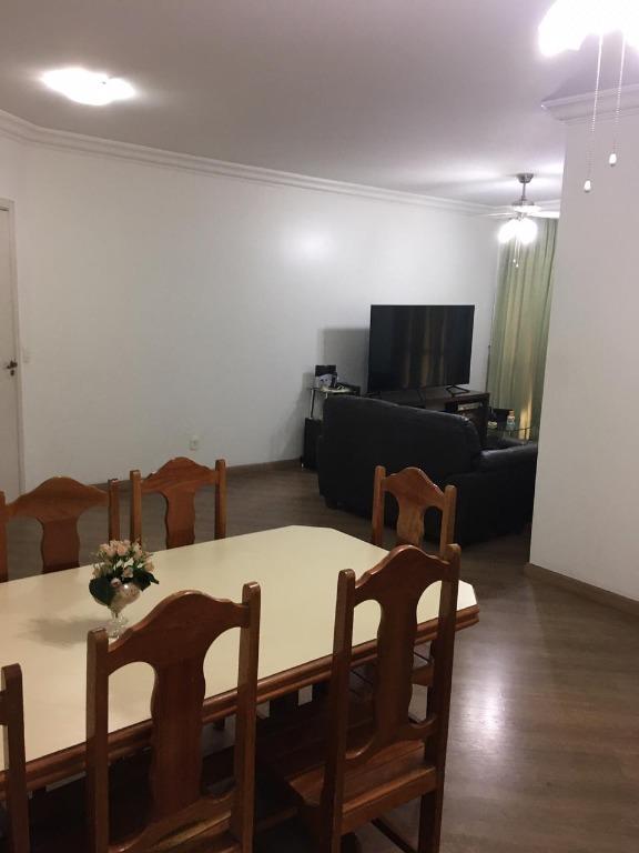 Apartamento à venda com 3 quartos, 131m² - Foto 2