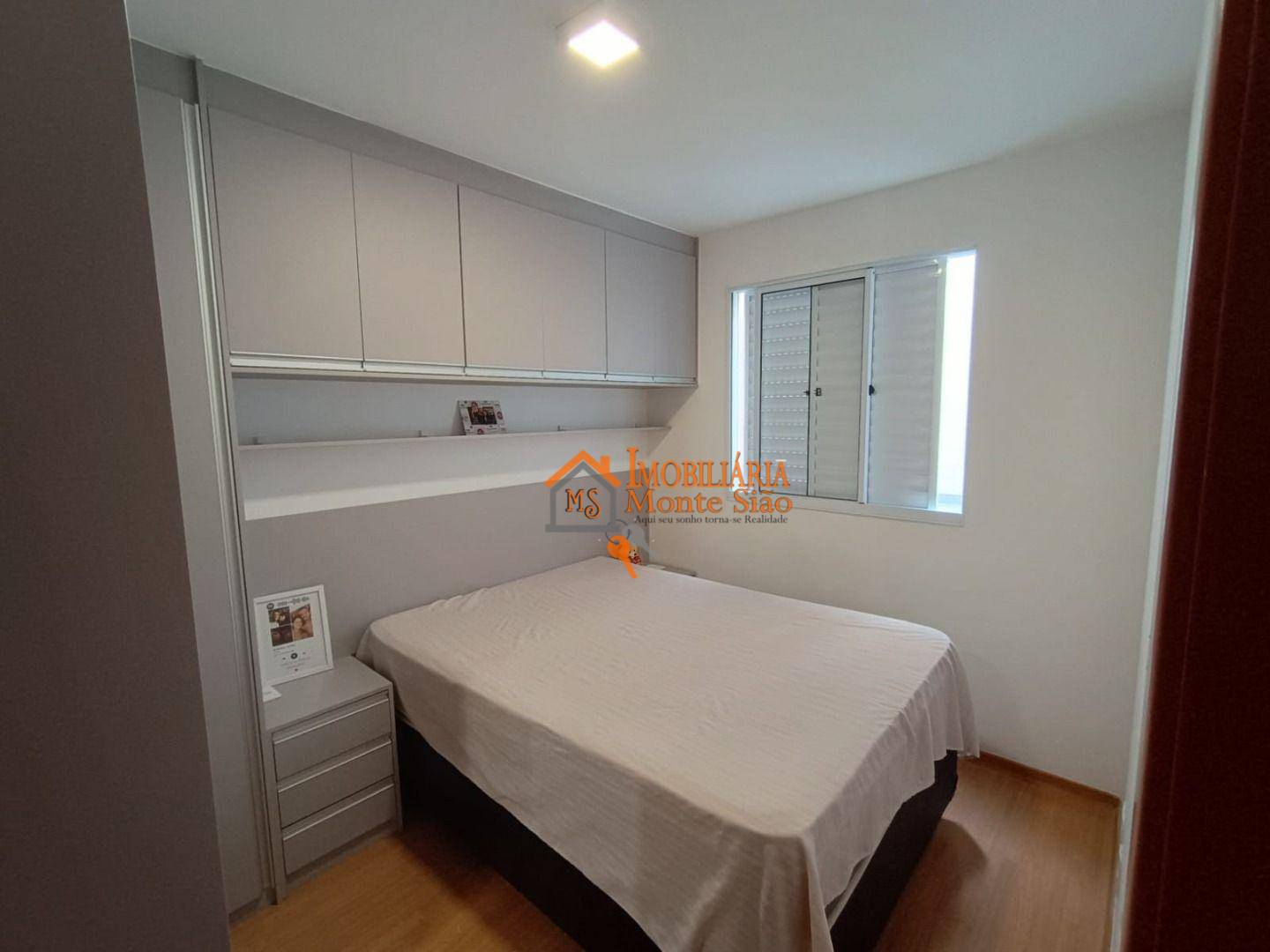 Apartamento à venda com 2 quartos, 40m² - Foto 14