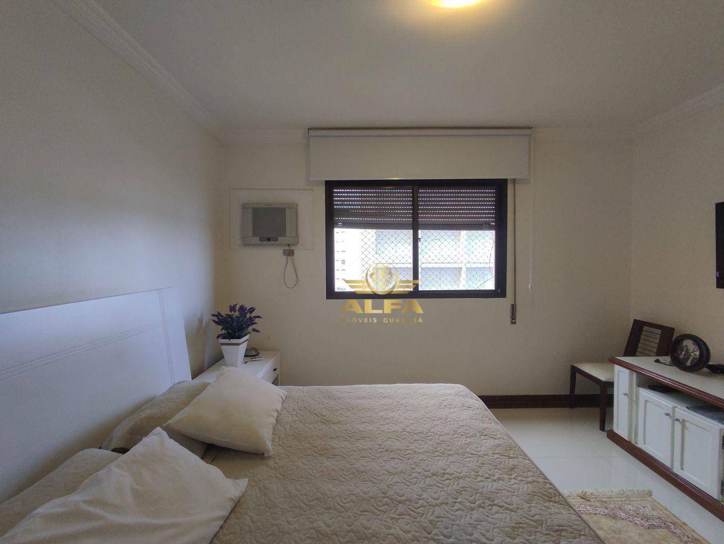 Apartamento à venda com 3 quartos, 200m² - Foto 29