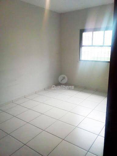 Casa à venda com 3 quartos, 340m² - Foto 14