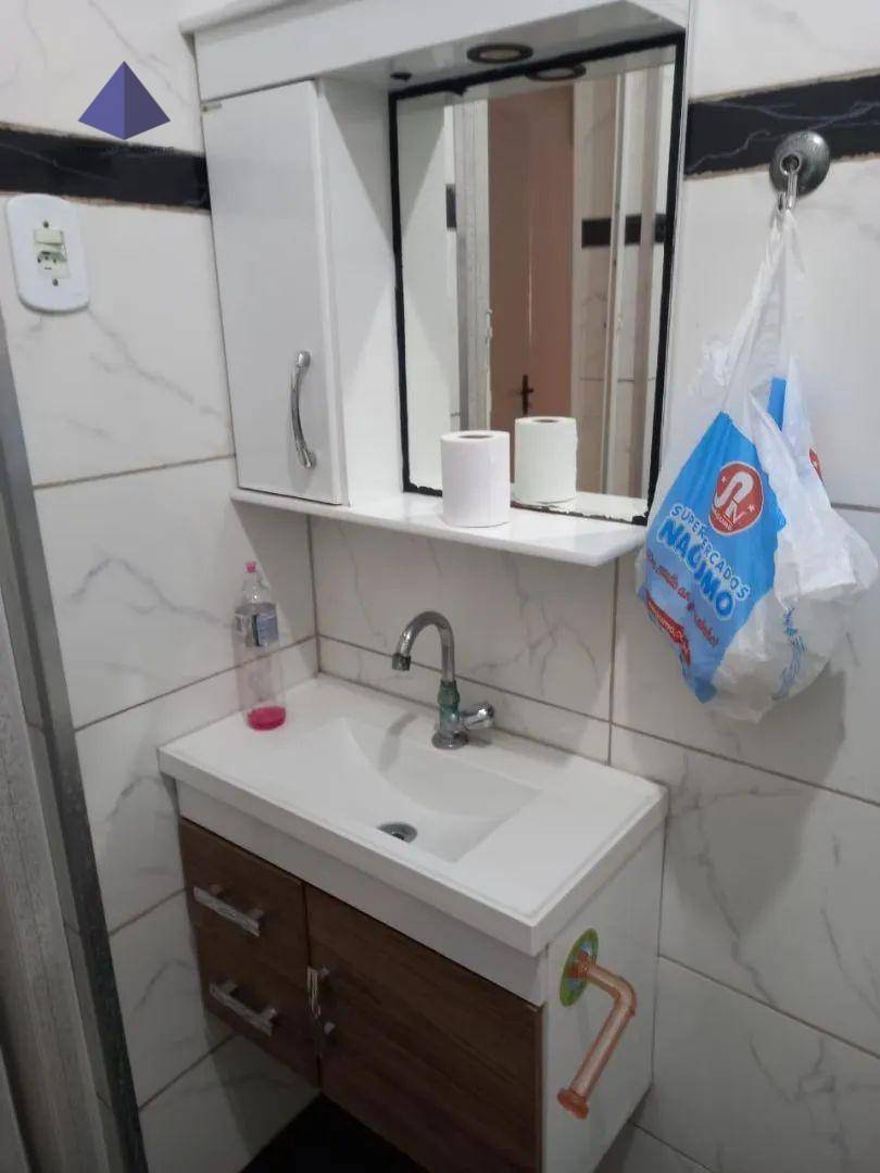 Sobrado à venda com 4 quartos, 5m² - Foto 13