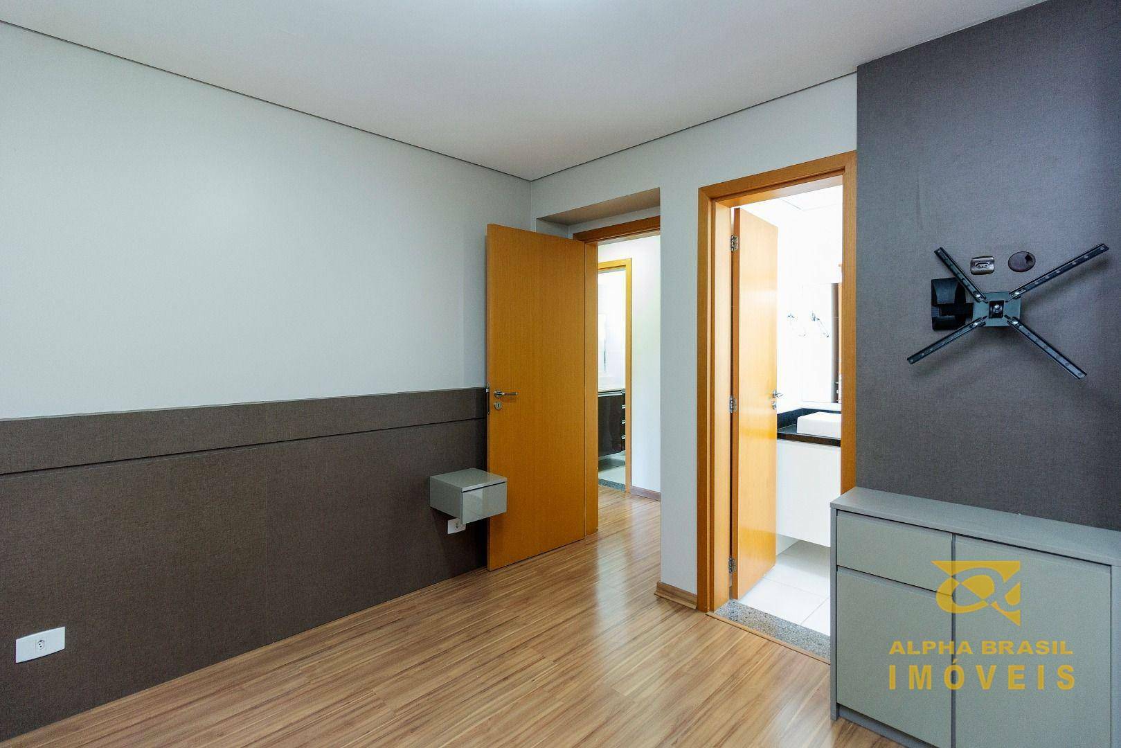 Apartamento à venda com 3 quartos, 95m² - Foto 13