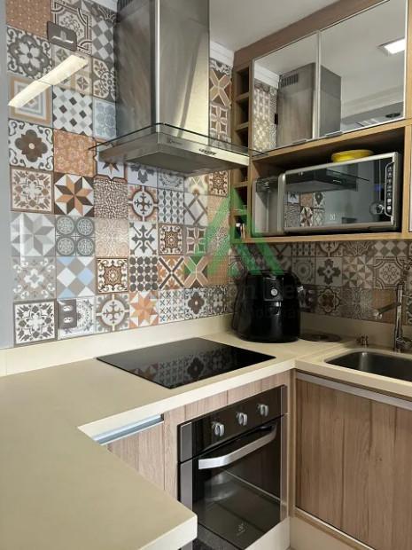 Apartamento à venda com 2 quartos, 69m² - Foto 7