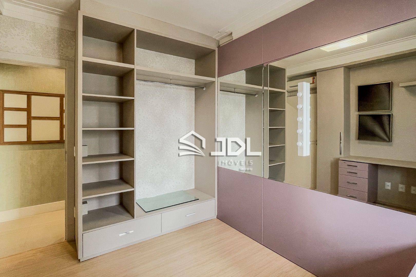 Apartamento à venda com 3 quartos, 136m² - Foto 31