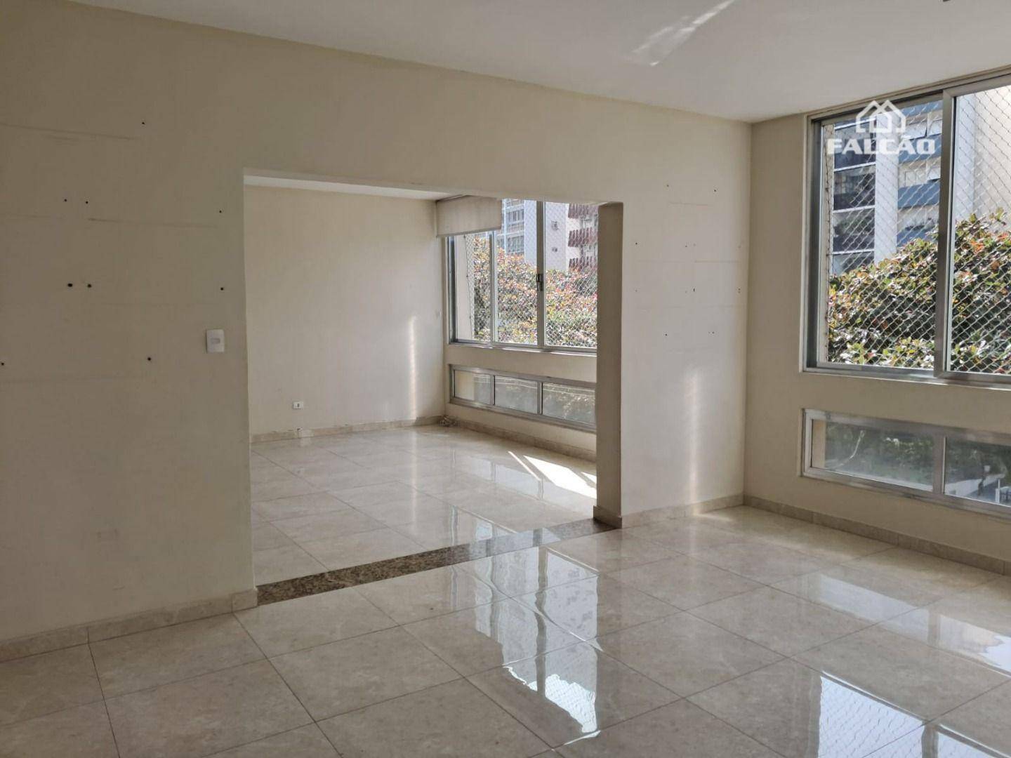 Apartamento à venda e aluguel com 4 quartos, 300m² - Foto 2